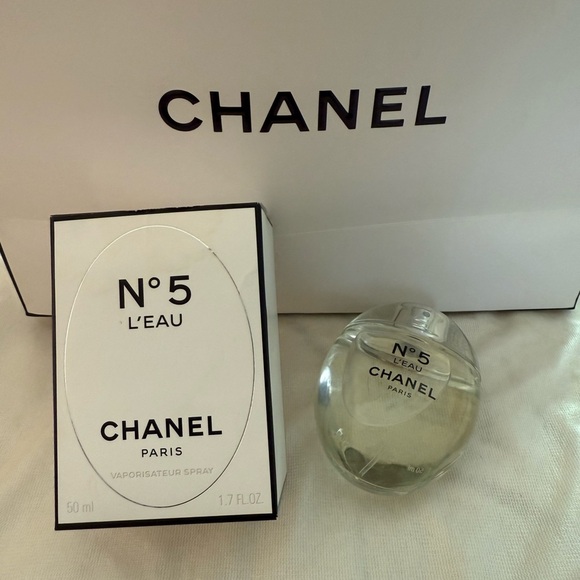 Chanel No5 L’Eau Limited Edition 1.7 EDT - Picture 1 of 8